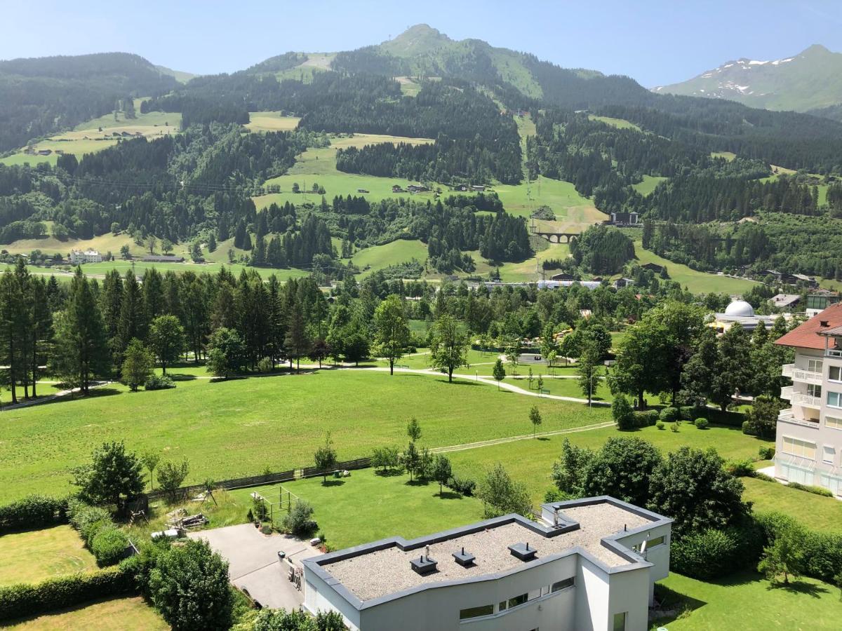 Hotel Germania Gastein - Ganzjaehrig Inklusive Alpentherme Gastein & Sommersaison Inklusive Gasteiner Bergbahnen باد هوفغاستين المظهر الخارجي الصورة