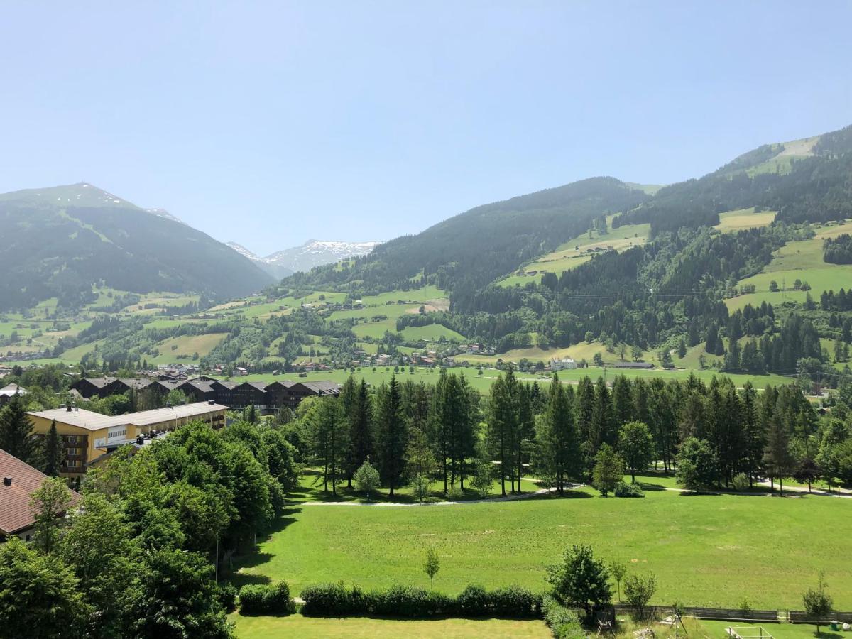 Hotel Germania Gastein - Ganzjaehrig Inklusive Alpentherme Gastein & Sommersaison Inklusive Gasteiner Bergbahnen باد هوفغاستين المظهر الخارجي الصورة