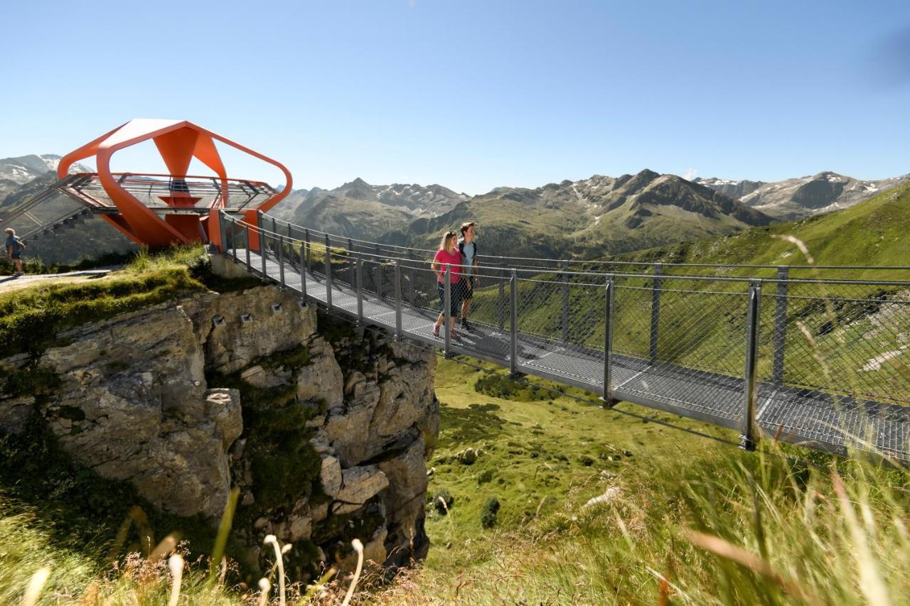 Hotel Germania Gastein - Ganzjaehrig Inklusive Alpentherme Gastein & Sommersaison Inklusive Gasteiner Bergbahnen باد هوفغاستين المظهر الخارجي الصورة