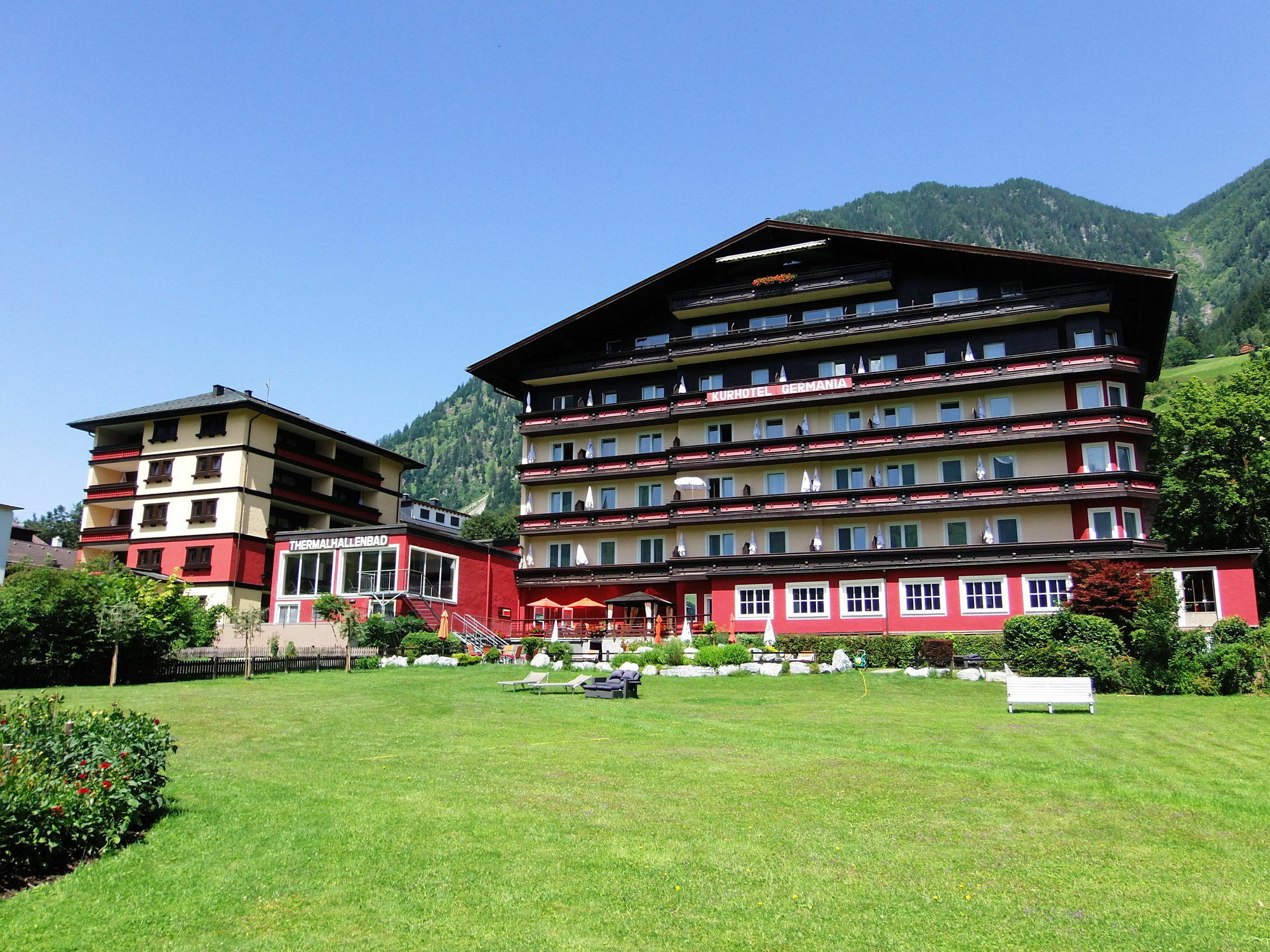 Hotel Germania Gastein - Ganzjaehrig Inklusive Alpentherme Gastein & Sommersaison Inklusive Gasteiner Bergbahnen باد هوفغاستين المظهر الخارجي الصورة