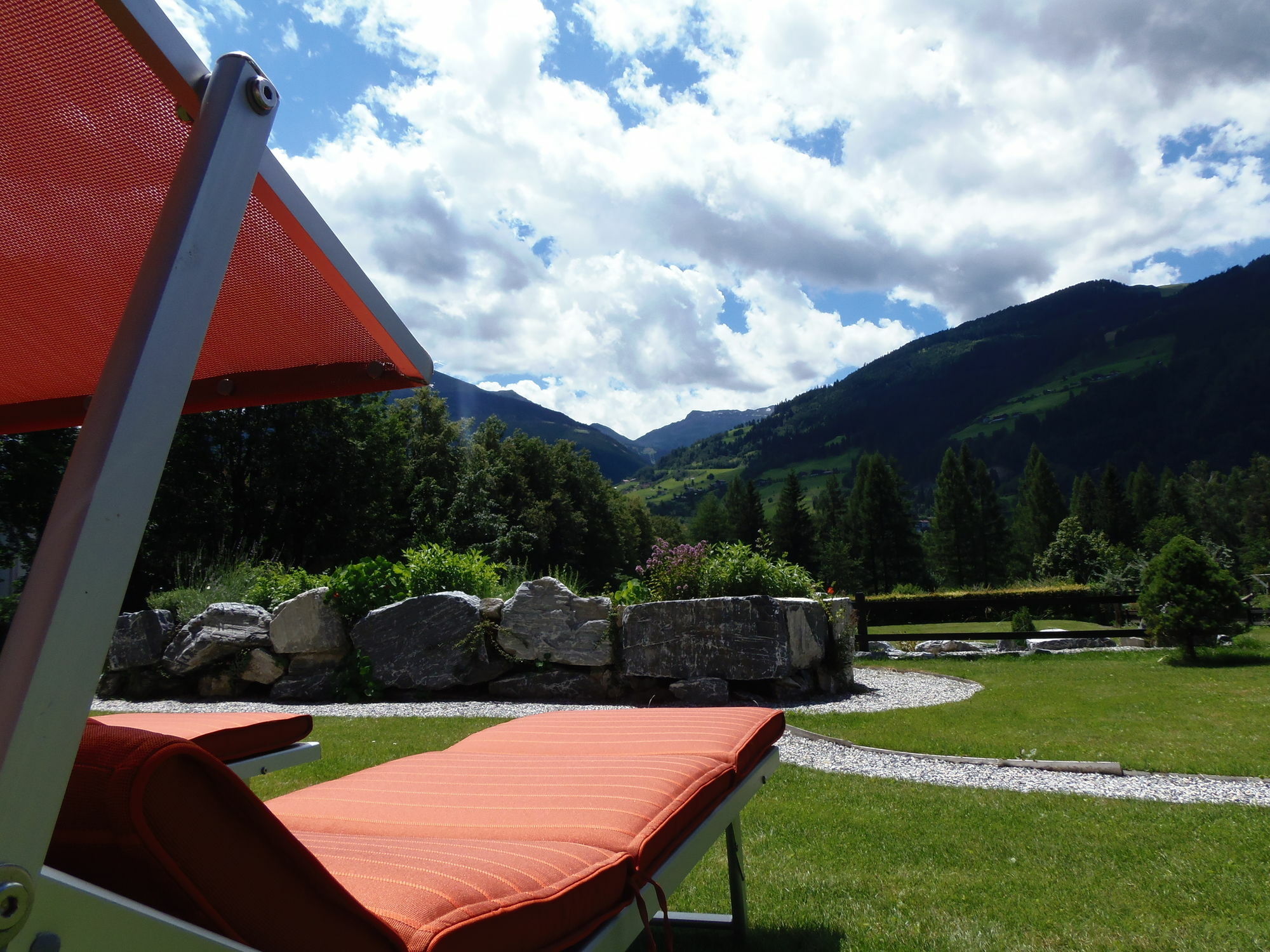 Hotel Germania Gastein - Ganzjaehrig Inklusive Alpentherme Gastein & Sommersaison Inklusive Gasteiner Bergbahnen باد هوفغاستين المظهر الخارجي الصورة