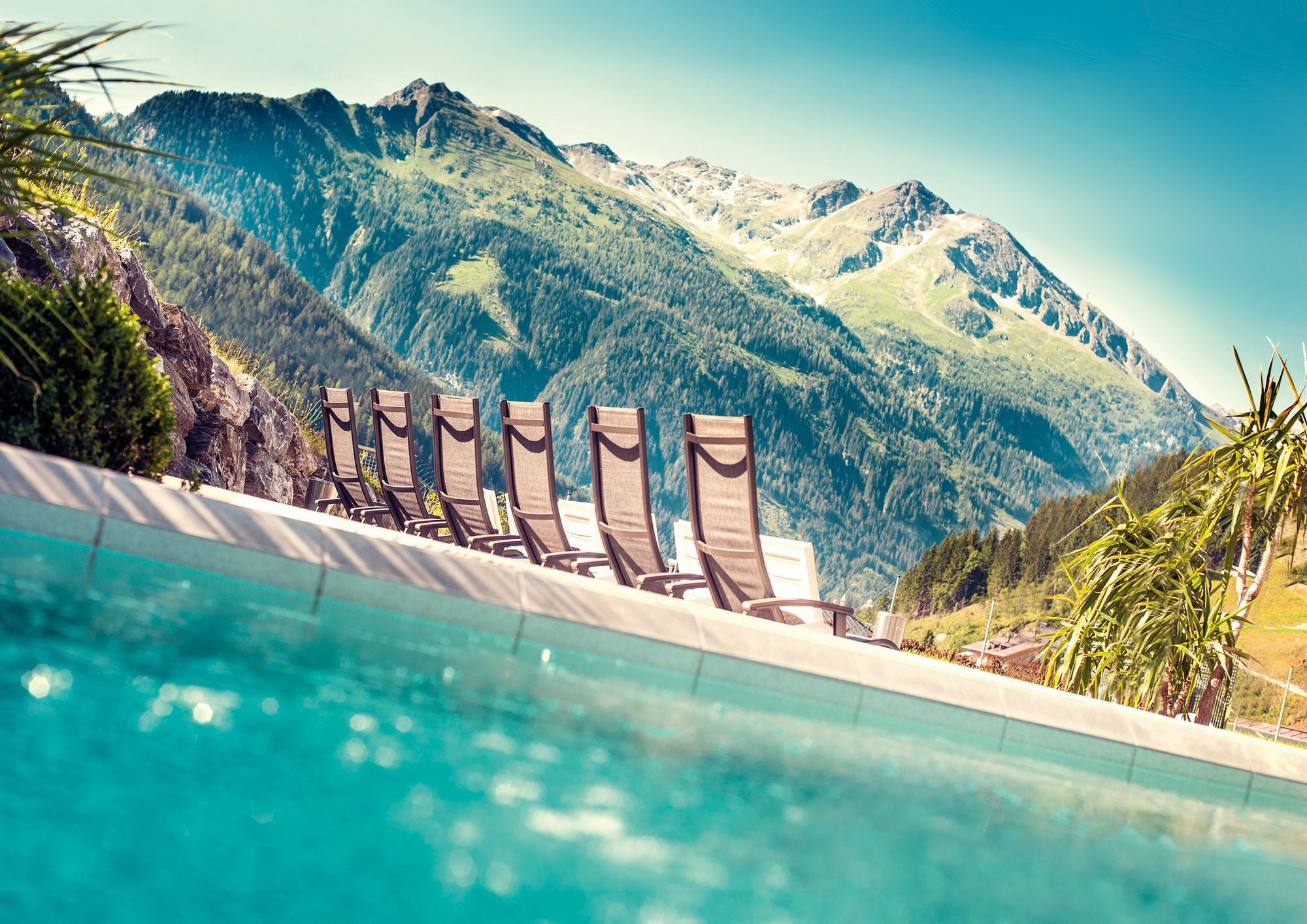 Hotel Germania Gastein - Ganzjaehrig Inklusive Alpentherme Gastein & Sommersaison Inklusive Gasteiner Bergbahnen باد هوفغاستين المظهر الخارجي الصورة